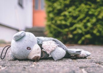 «ΨΥΧΙΚΟ ΤΡΑΥΜΑ ΣΤΗ ΠΑΙΔΙΚΗ ΗΛΙΚΙΑ»