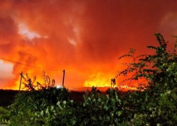 «ΕΥΒΟΙΑ: ΤΟ ΦΛΕΓΟΜΕΝΟ ΝΗΣΙ»