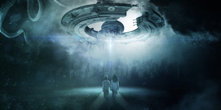 «ΕΞΩΓΗΙΝΟΙ: Ο ΚΑΘΡΕΠΤΗΣ ΤΗΣ ΑΝΘΡΩΠΟΤΗΤΑΣ»