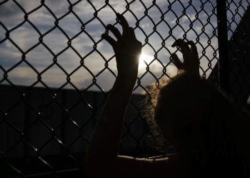 «ΚΑΚΟΠΟΙΗΣΗ ΚΑΙ ΕΜΠΟΡΙΑ ΠΑΙΔΙΩΝ»