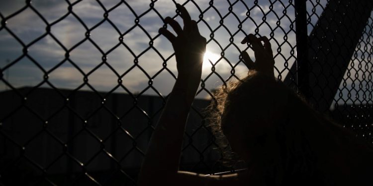 «ΚΑΚΟΠΟΙΗΣΗ ΚΑΙ ΕΜΠΟΡΙΑ ΠΑΙΔΙΩΝ»