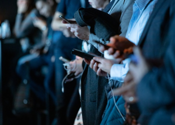 «ΚΥΜΑ ΑΛΛΗΛΕΓΓΥΗΣ»