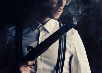 «ΣΤΟ ΜΥΑΛΟ ΕΝΟΣ ΕΓΚΛΗΜΑΤΙΑ : ΨΥΧΟΛΟΓΙΚΗ ΠΡΟΣΕΓΓΙΣΗ»