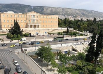 «4 ΜΥΘΟΙ ΓΙΑ ΤΑ ΚΟΙΝΑ ΣΤΗΝ ΕΛΛΑΔΑ»